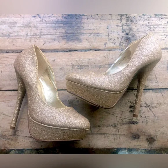 Champagne Gold Micro Sparkle Heels | Forever 21 | Size 6 - Picture 1 of 2